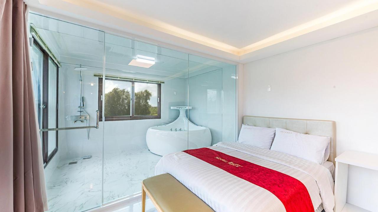 Castle Pool Resort Чеджудо Экстерьер фото