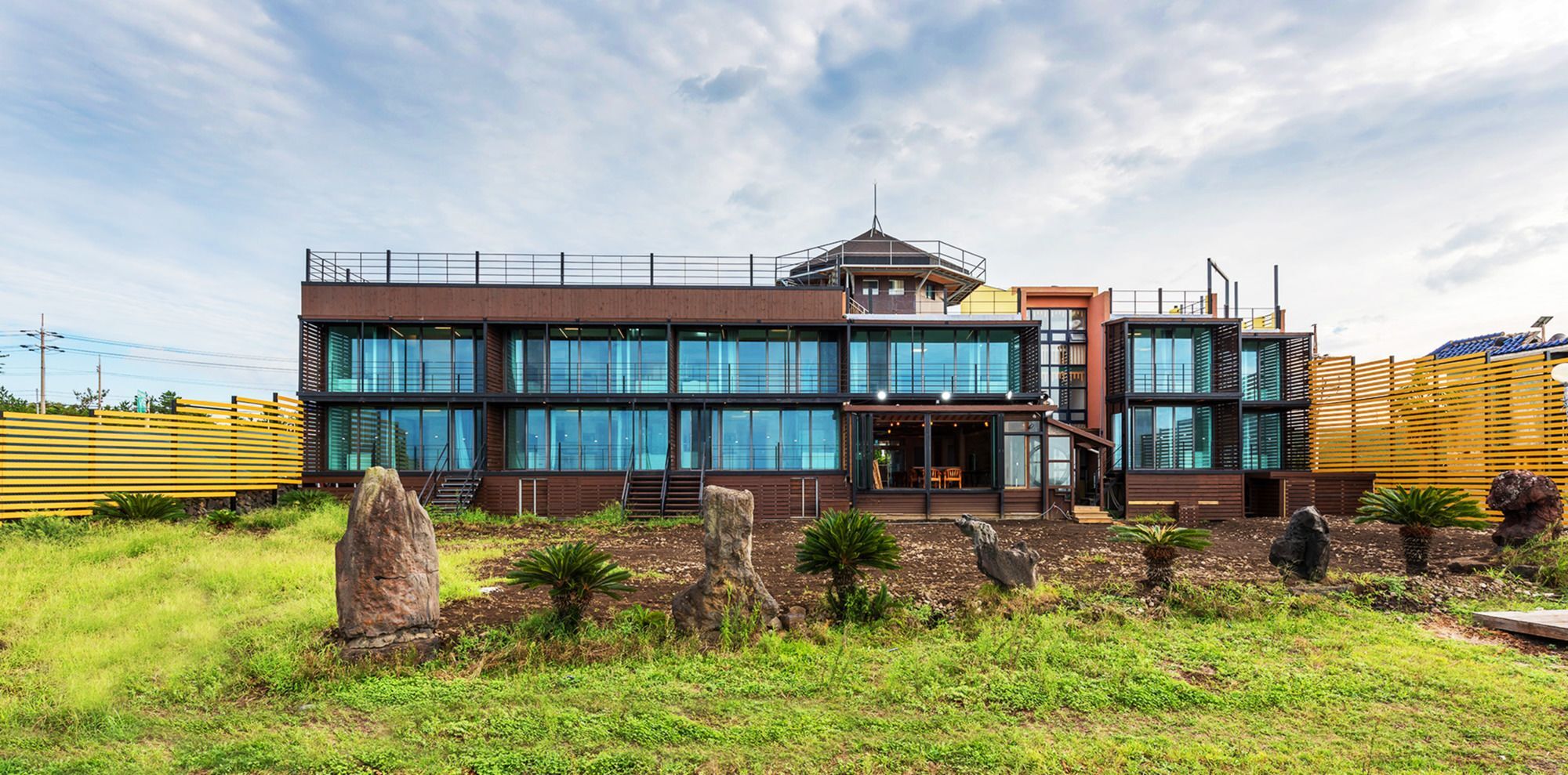 Castle Pool Resort Чеджудо Экстерьер фото